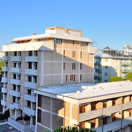 Condominio Bristol 비비오네 외부 사진